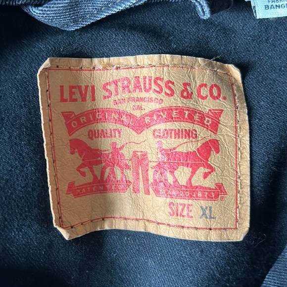 Levi’s denim jacket - Picture 2 of 2